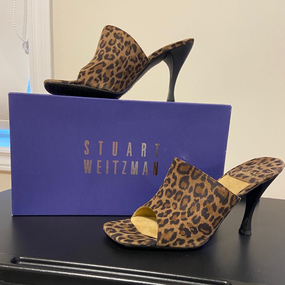 EUC Stuart Weitzman Suede Leopard Print Slides size 8